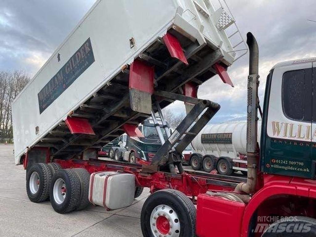 Scania P 380 Sora- ja kippiautot