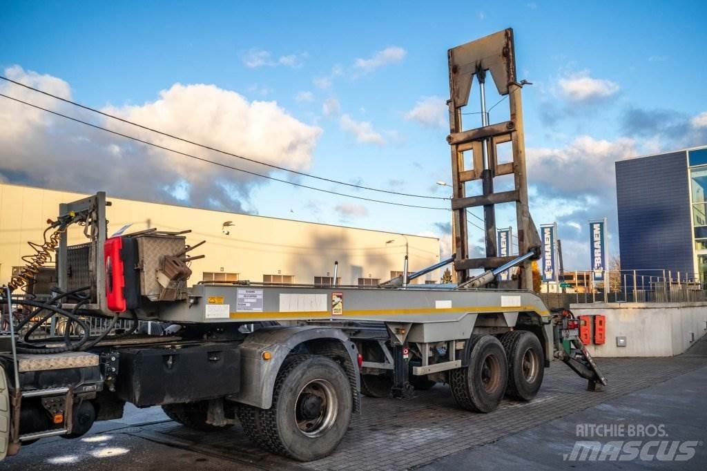 Eggers SILO Vaihtolavapuoliperävaunut