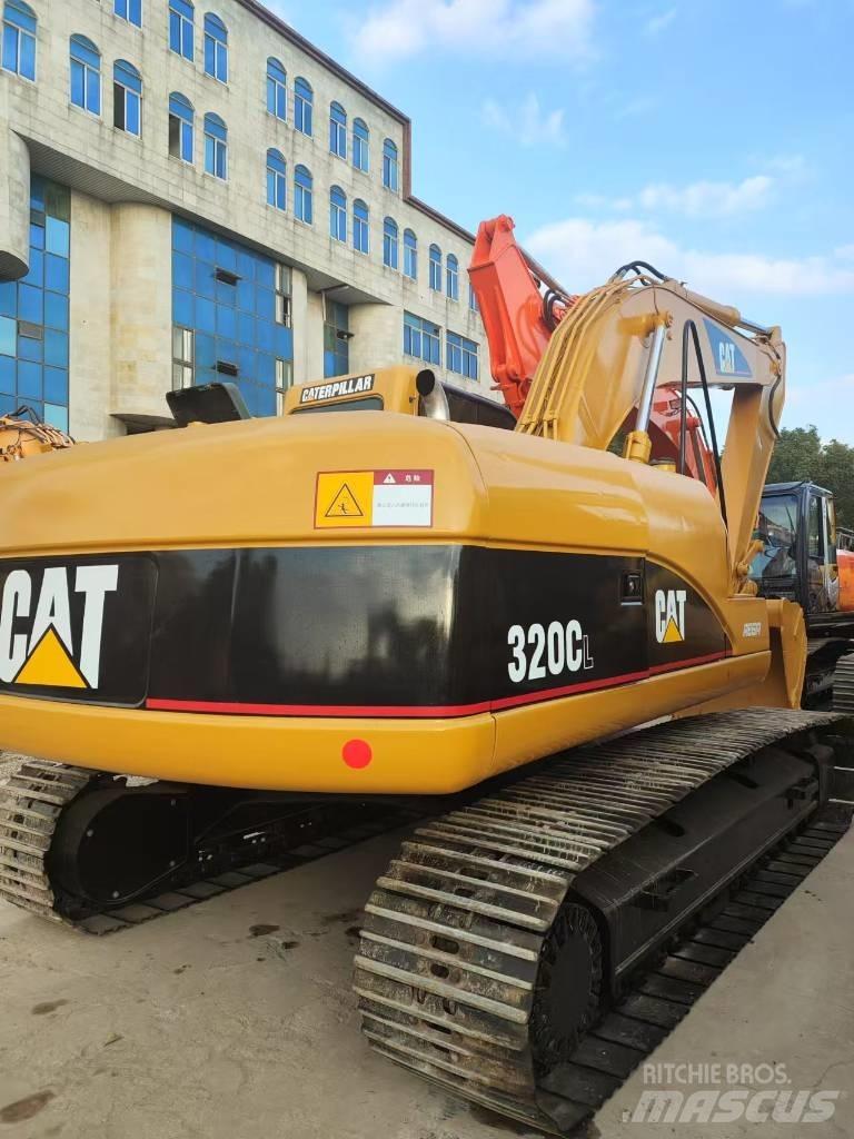 CAT 320 C L Telakaivukoneet