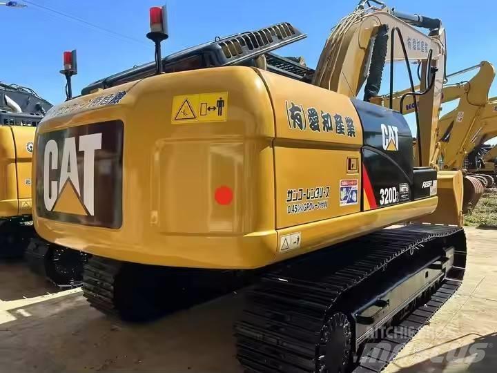 CAT CAT320D2 Midi excavators  7t - 12t