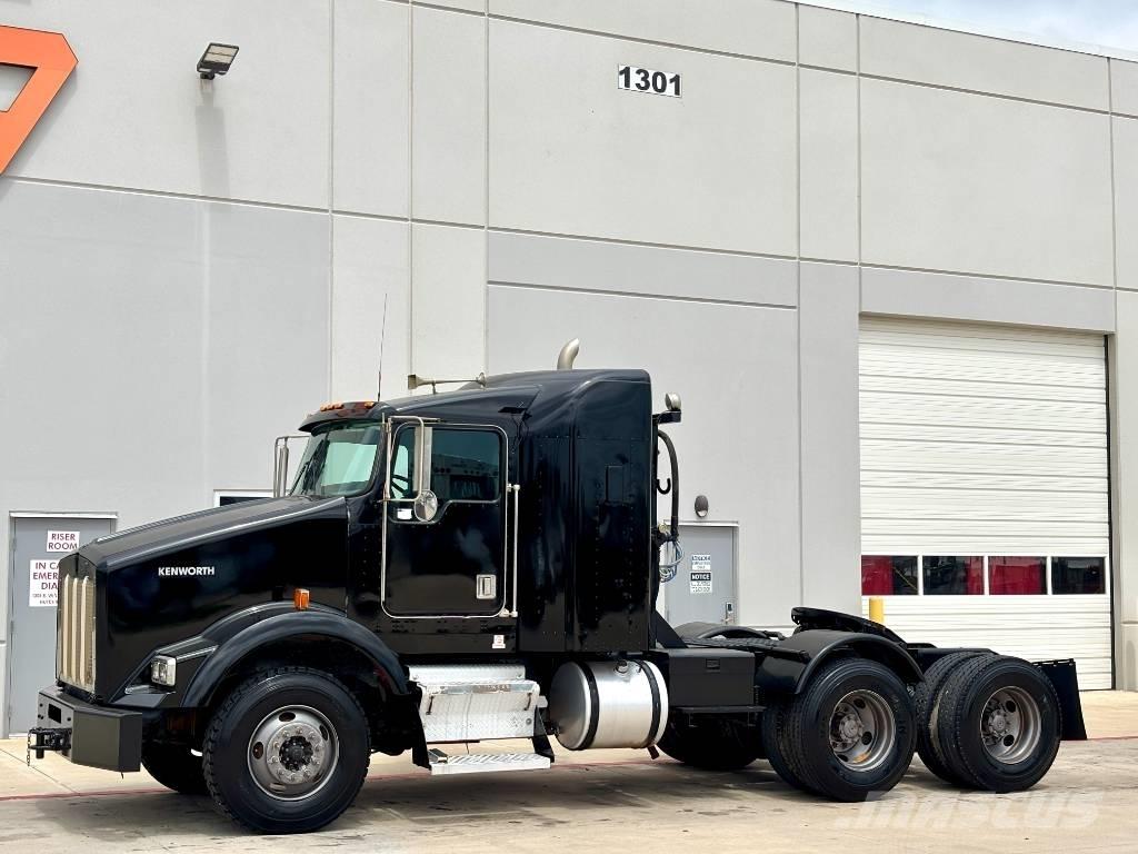Kenworth T 800 Vetopöytäautot