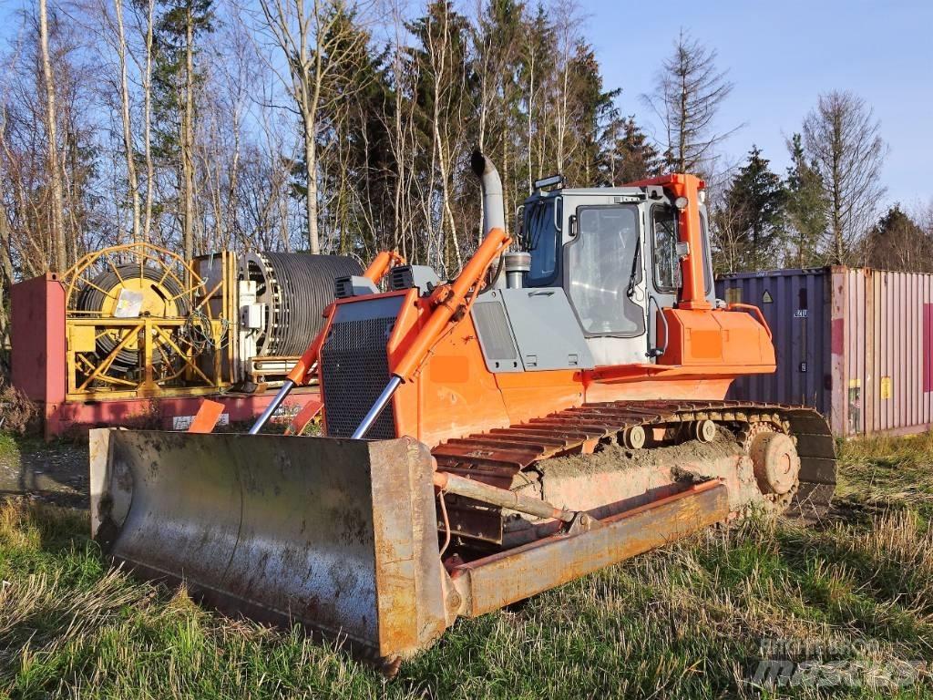 Komatsu D65PX-15E0 Telaketjupuskutraktorit