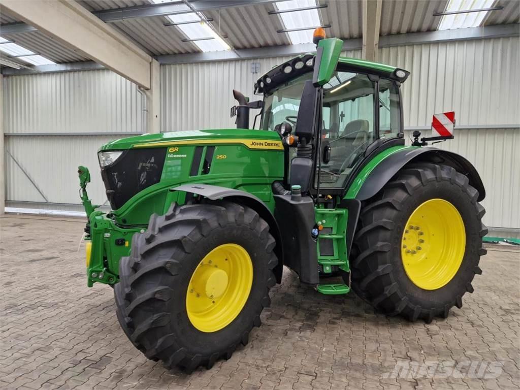 John Deere 6R 250 Traktorit