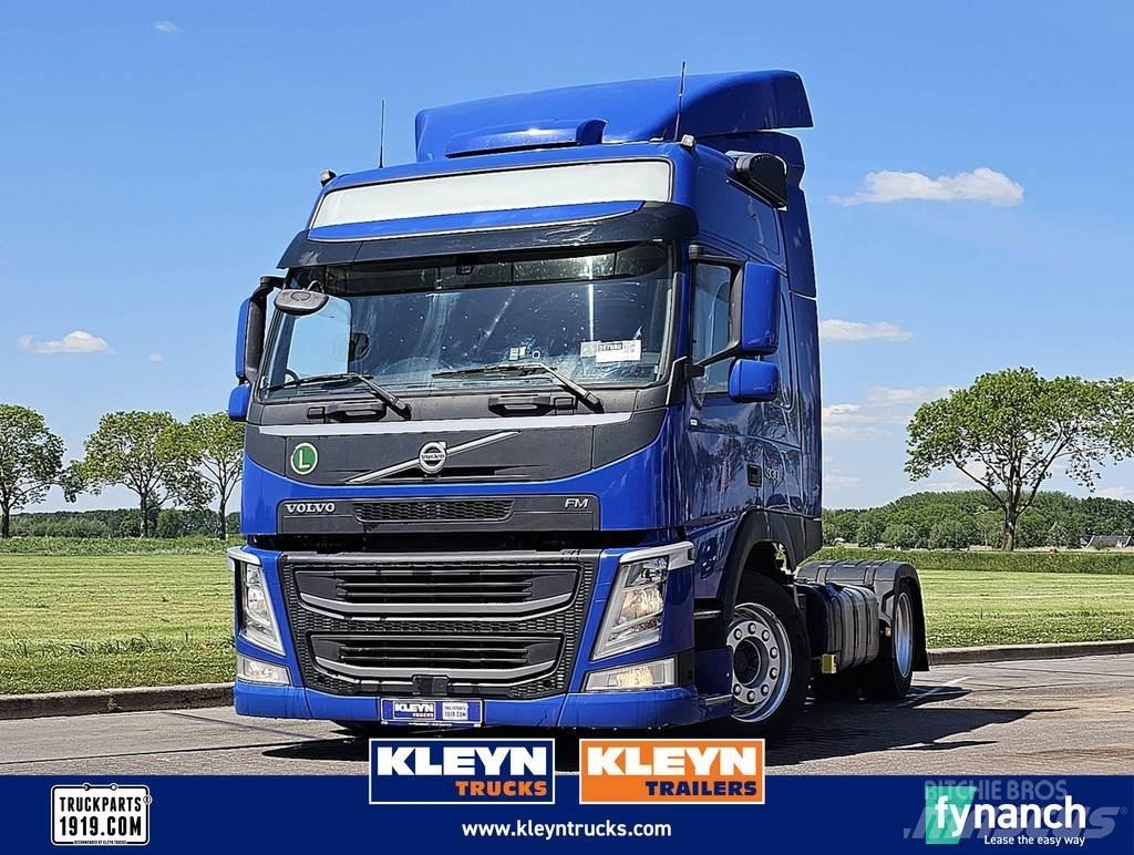 Volvo FM 330 Vetopöytäautot