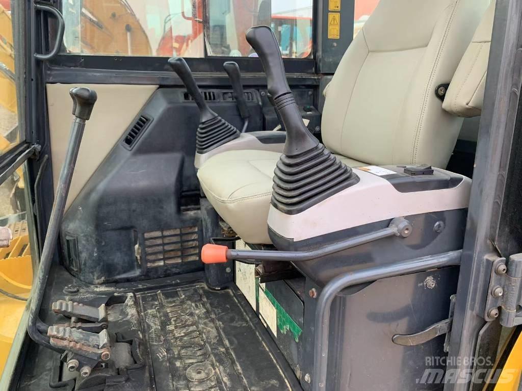 Komatsu PC 56 Minikaivukoneet < 7t