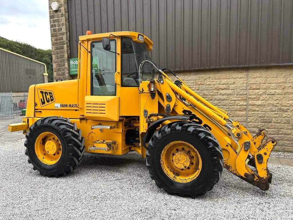 JCB 412S Maatalouskurottajat