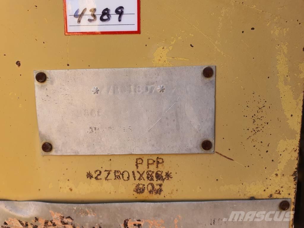 CAT 988 F II Pyöräkuormaajat