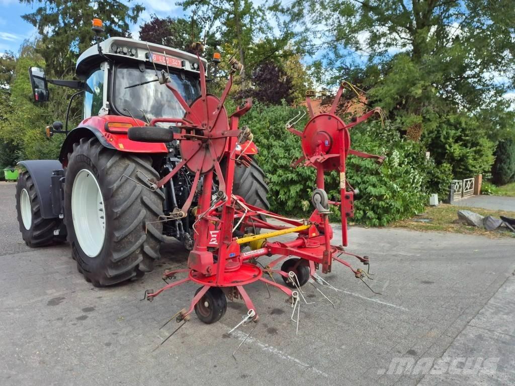 Lely Lotus 600 Pöyhimet ja haravat
