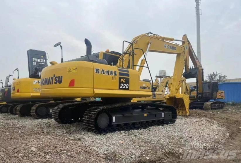 Komatsu 220-8K Telakaivukoneet