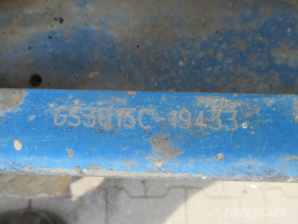 Genie GS 1932 Saksilavat