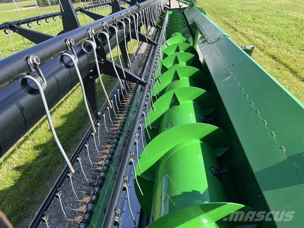 John Deere T 670 i Leikkuupuimurit