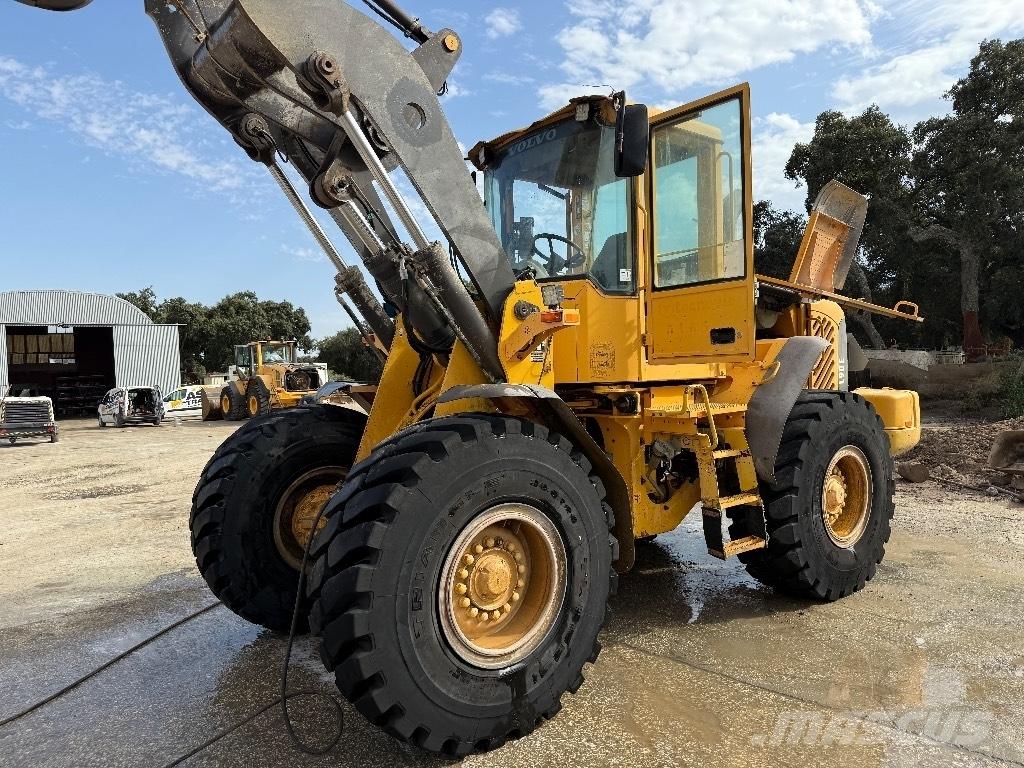 Volvo L 90 E Pyöräkuormaajat
