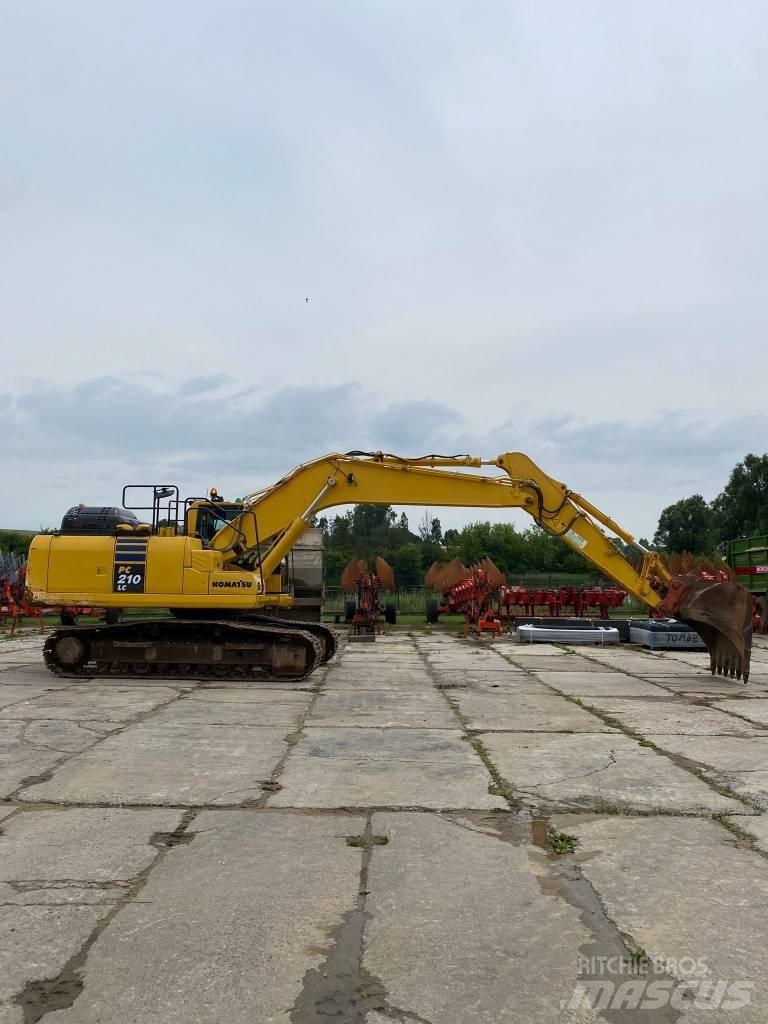 Komatsu PC 210 LC Telakaivukoneet