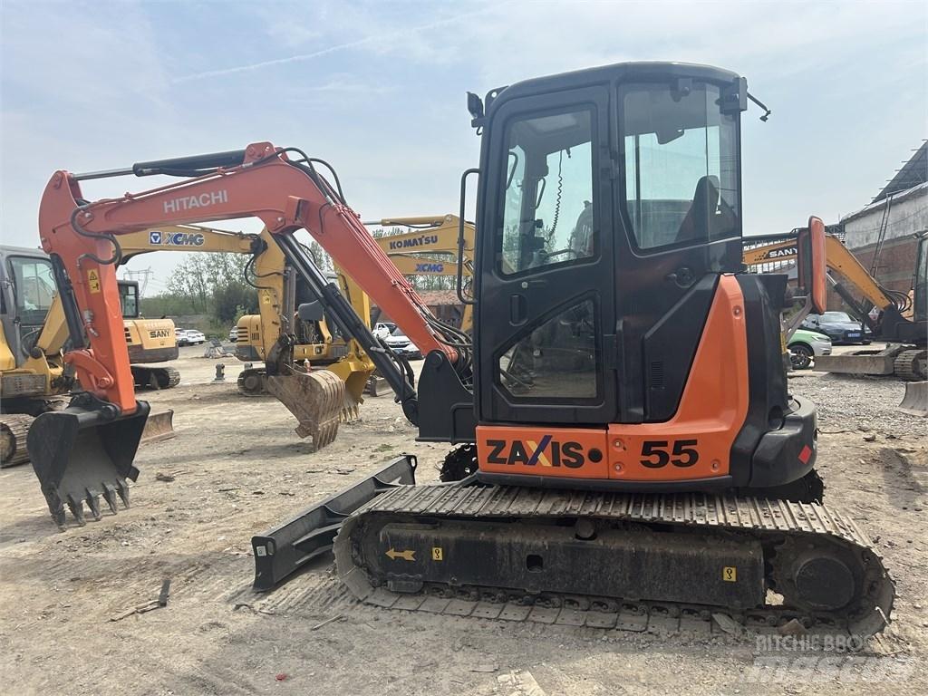 Hitachi ZX55 Minikaivukoneet < 7t