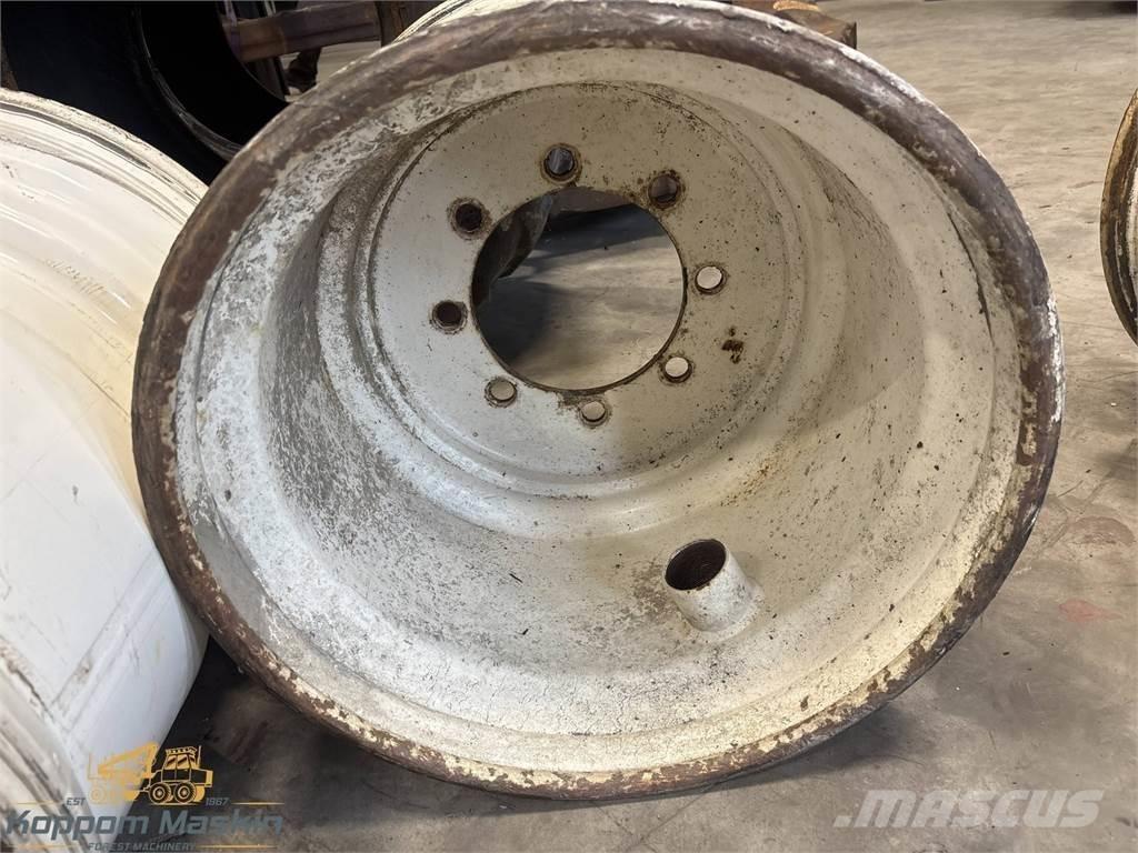 Gremo 704 20x22,5 Renkaat ja vanteet