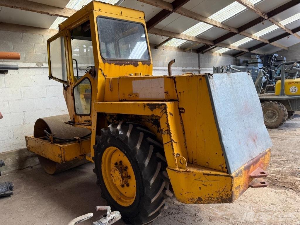 Bomag BV 142 Tandemjyrät