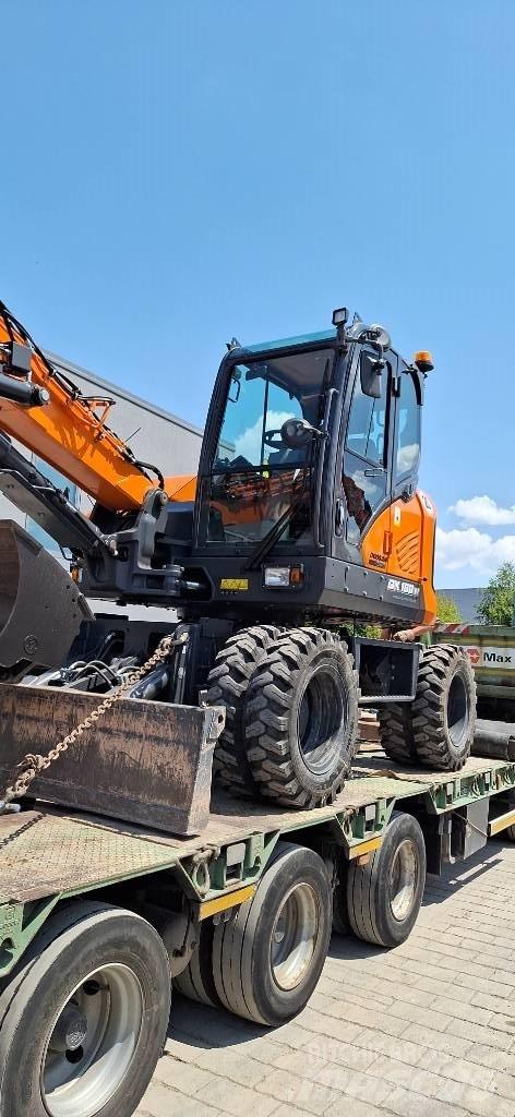 Doosan DX 100 W-7 Pyöräkaivukoneet