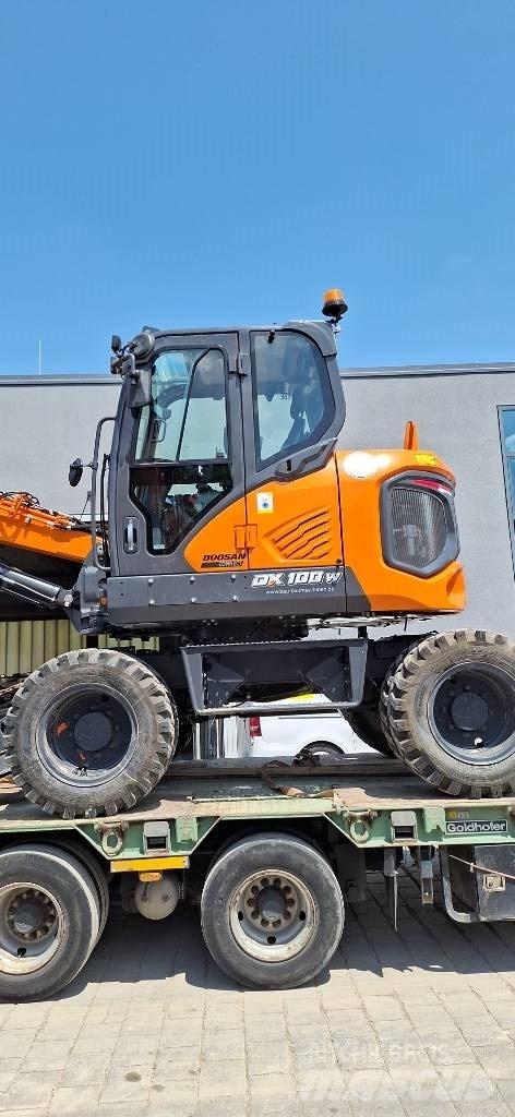 Doosan DX 100 W-7 Pyöräkaivukoneet