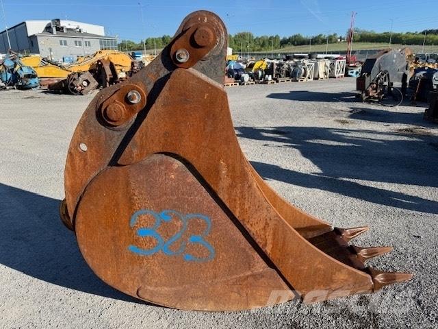 CAT 323 USED BUCKET Kaivuulaitteet