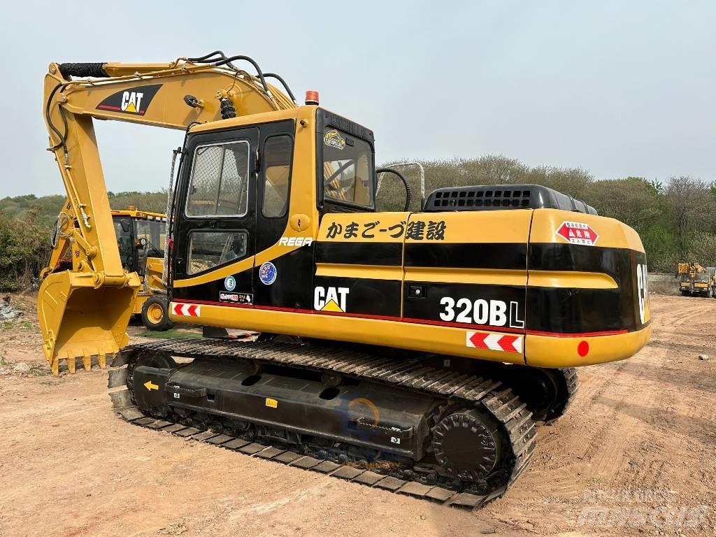 CAT 320 B L Telakaivukoneet