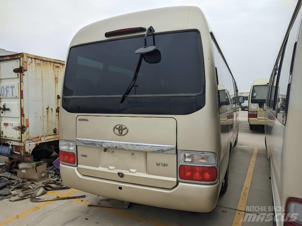 Toyota Coaster Bus Minibussit