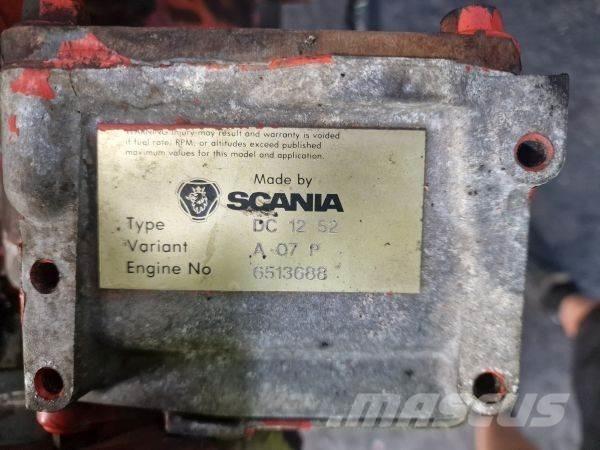 Scania DC12 52A Moottorit