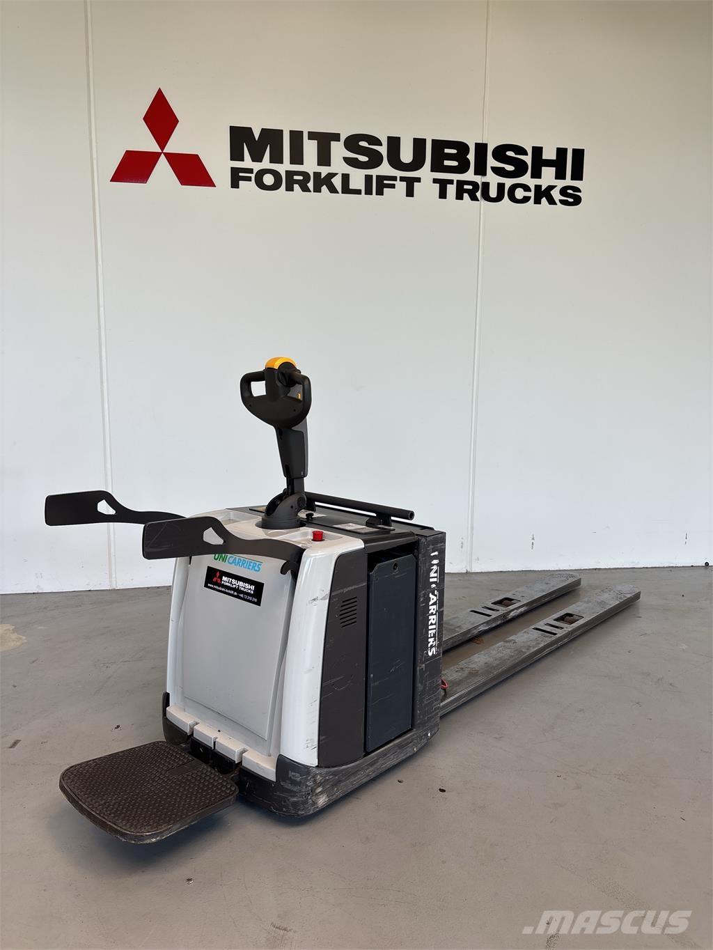 UniCarriers PMR200 Lavatrukit