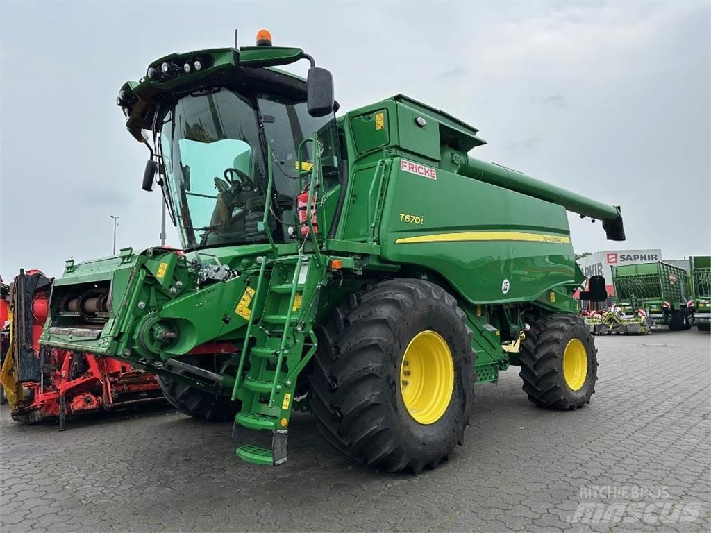 John Deere T 670 i Leikkuupuimurit