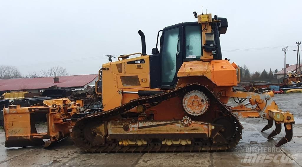 CAT D 6 N LGP Telaketjupuskutraktorit