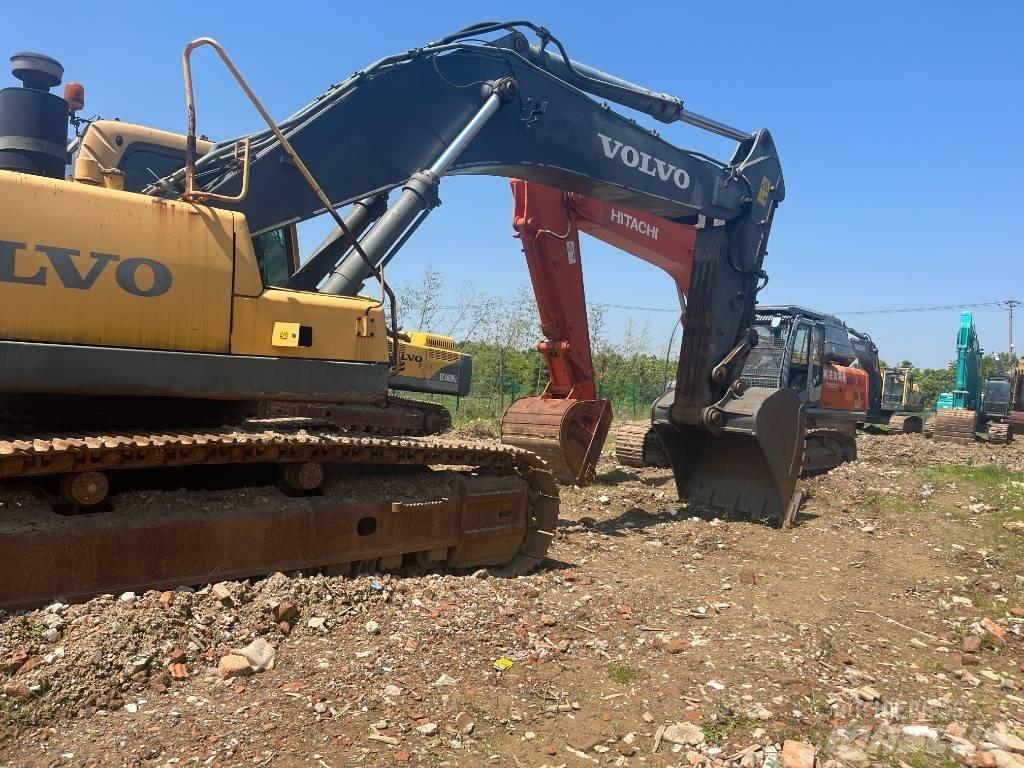 Volvo EC 460 B LC Telakaivukoneet
