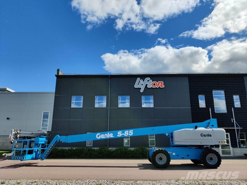 Genie S 85 Bomlift Kuukulkijat
