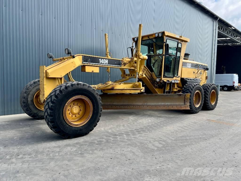 CAT 140H Tiehöylät