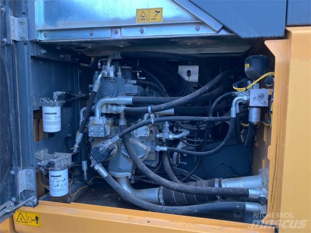 Liebherr R934 Telakaivukoneet