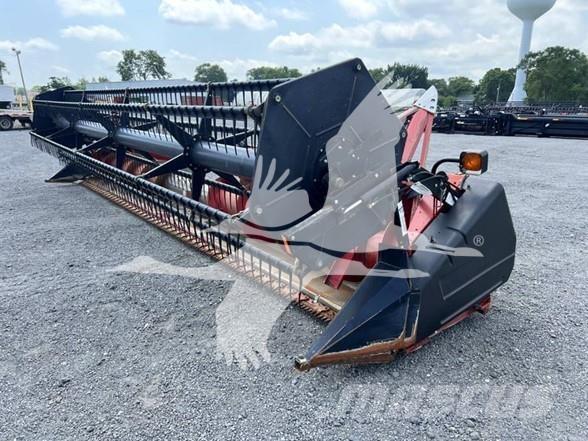Case IH 1020 Leikkuupöydät
