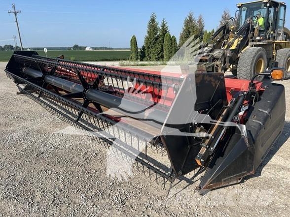 Case IH 1020 Leikkuupöydät