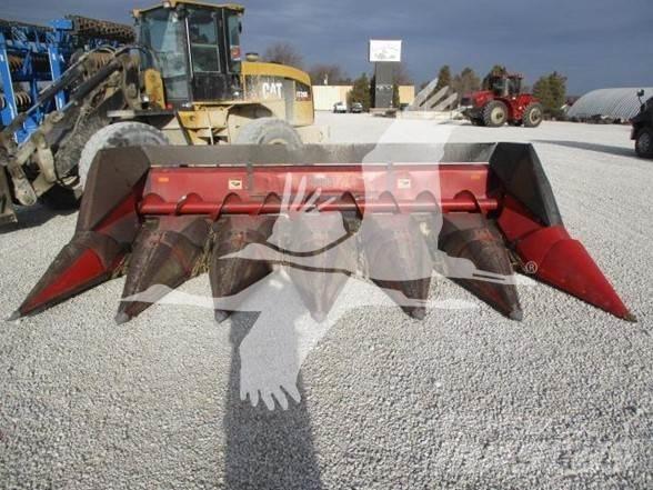 Case IH 1063 Leikkuupöydät