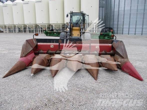 Case IH 1063 Leikkuupöydät