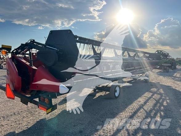 Case IH 3020 Leikkuupöydät