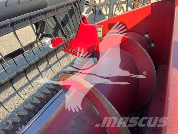 Case IH 3020 Leikkuupöydät