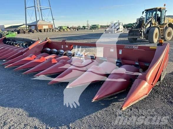 Case IH 3208 Leikkuupöydät