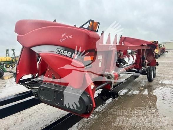 Case IH 3208 Leikkuupöydät