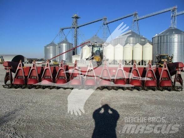 Case IH 3412 Leikkuupöydät