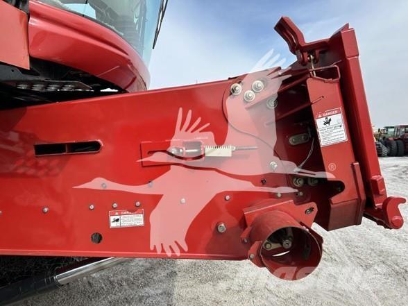 Case IH 7010 Leikkuupuimurit