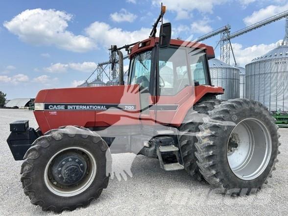 Case IH 7120 Traktorit