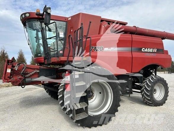 Case IH 7120 Leikkuupuimurit