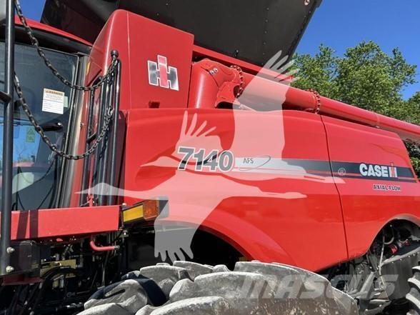 Case IH 7140 Leikkuupuimurit