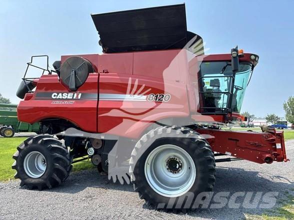 Case IH 8120 Leikkuupuimurit