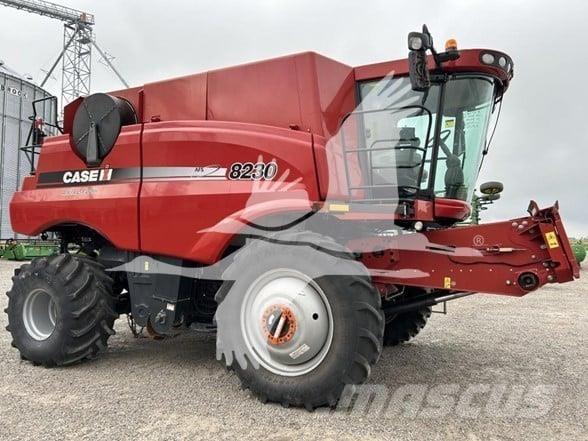 Case IH 8230 Leikkuupuimurit
