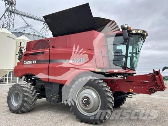 Case IH 9240 Leikkuupuimurit