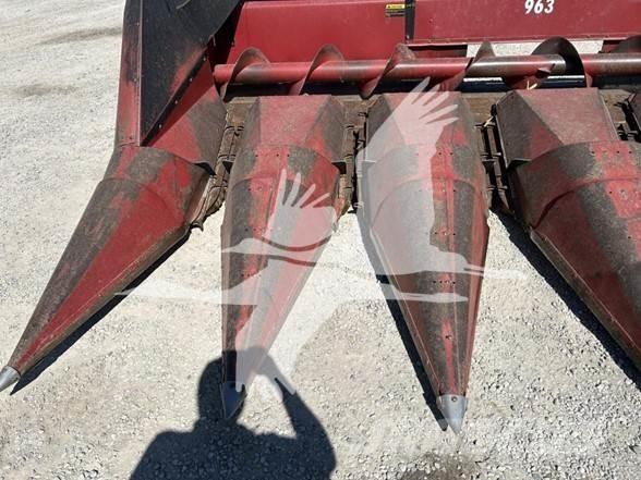 Case IH 963 Leikkuupöydät